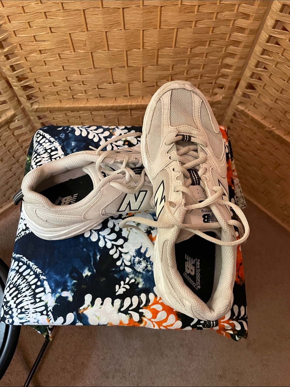 Women’s New Balance Beige/White Mesh Athletic Sneakers - Size 7 Medium
